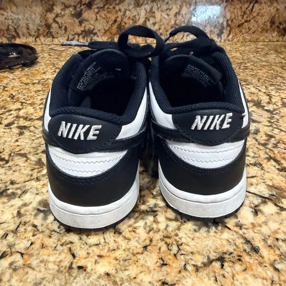 Nike Kids Black and White Sneakers Pandas - Picture 5 of 6